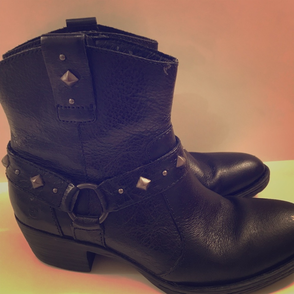 BORN silver studded black cowgirl bootie. LIKE NEW